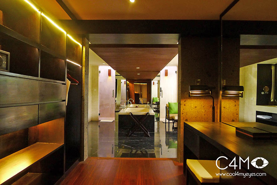 The Sanctoo Villa Bathroom