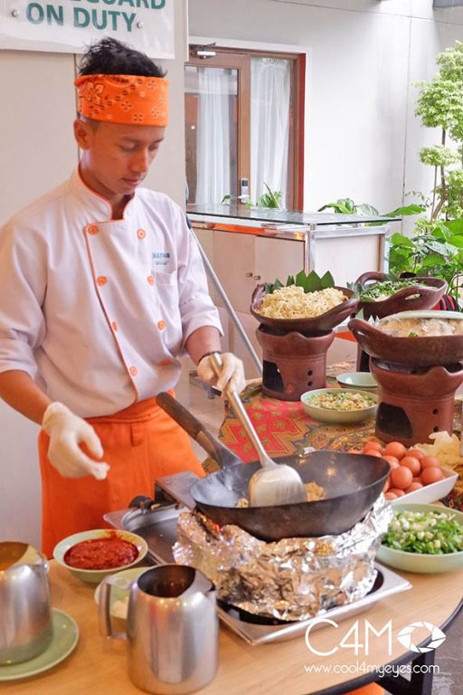 Nasi goreng dan mie goreng