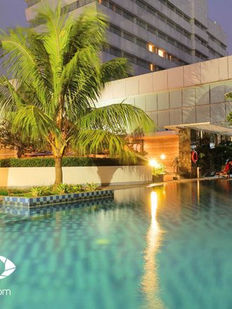11Kolam renang Allium Tangerang Hotel
