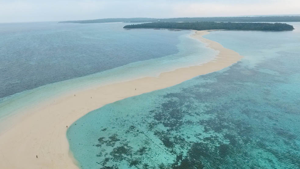 Pantai Ngurtafur Pulau Kei