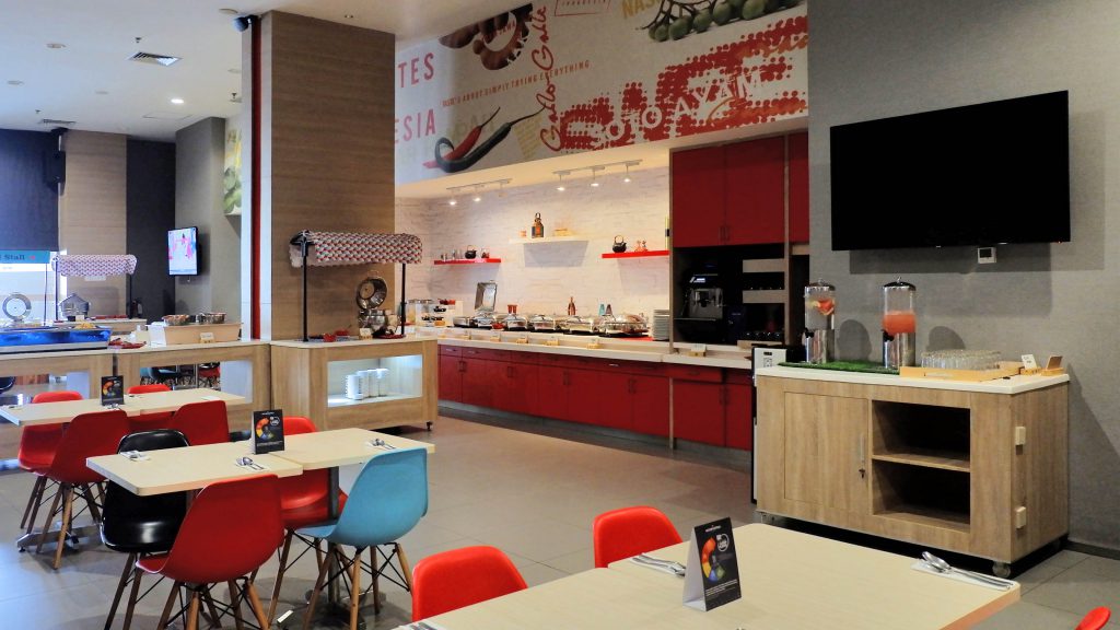 Area display makanan