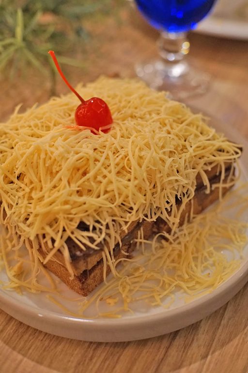 Roti bakar nutella