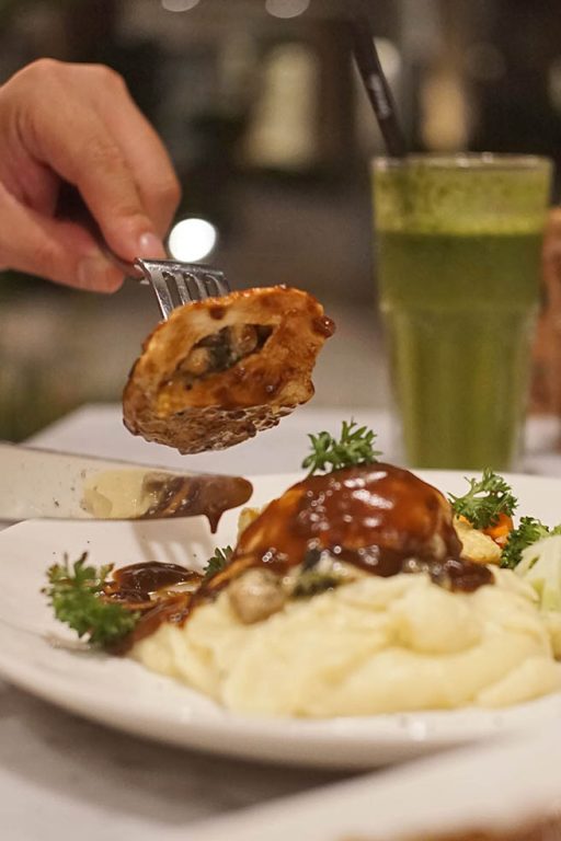 Menu dengan harga terjangkau