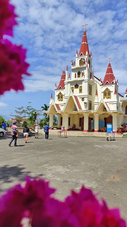 Katedral Larantuka
